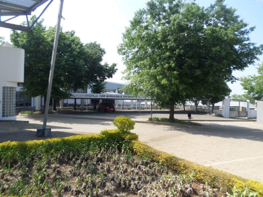 Commercial Property for Sale in Randjespark Gauteng