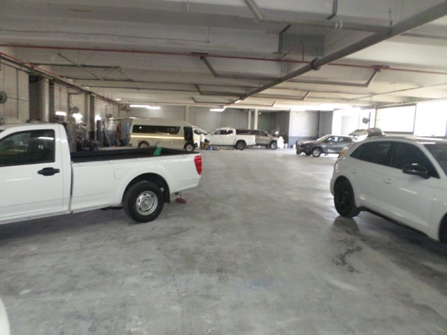 Commercial Property for Sale in Randjespark Gauteng