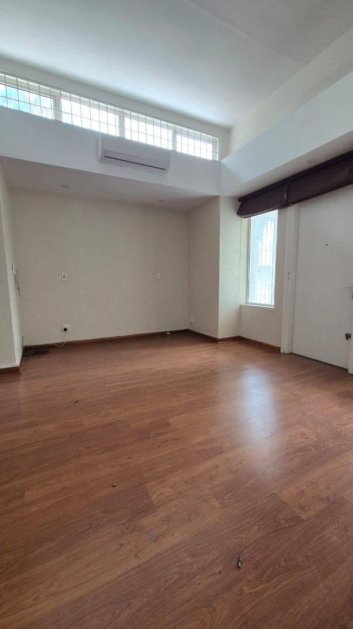 To Let 4 Bedroom Property for Rent in Wierda Valley Gauteng