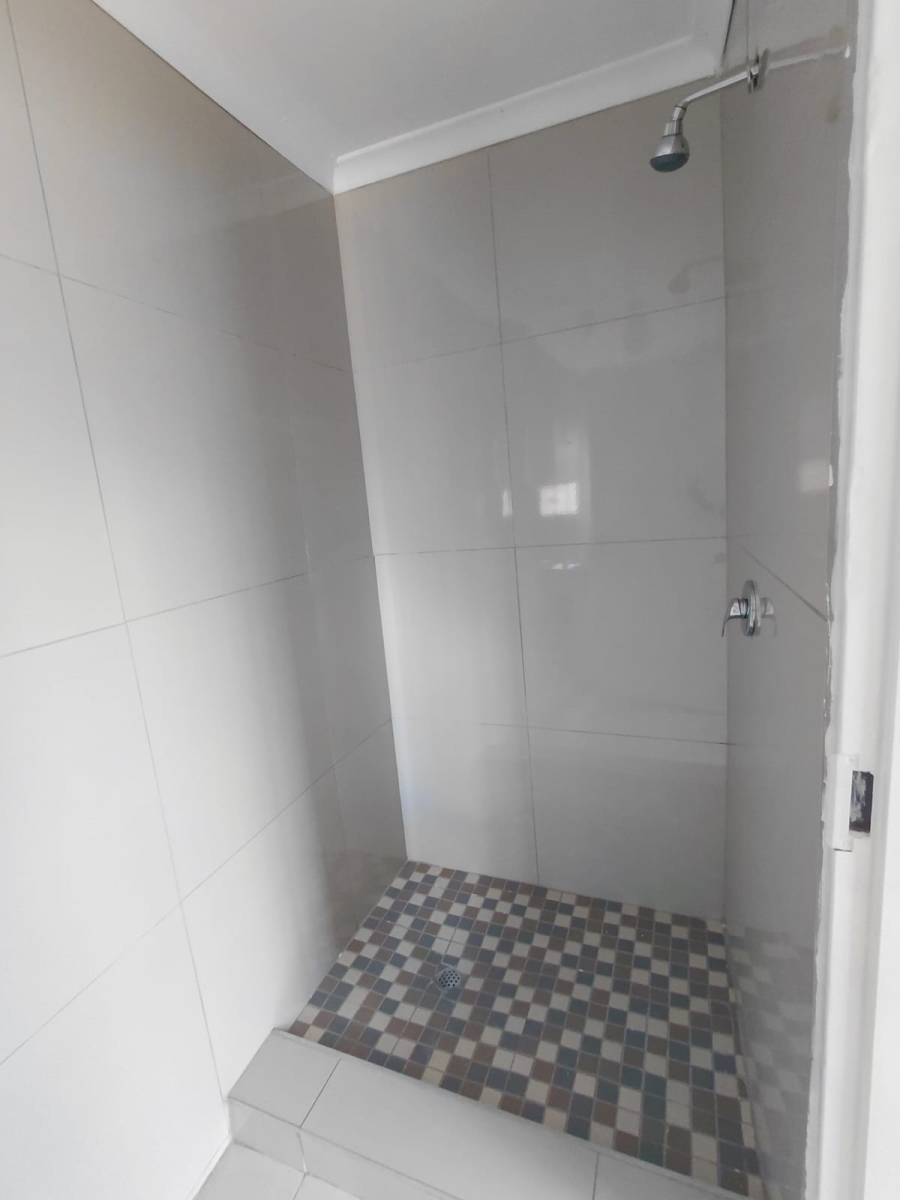 To Let 3 Bedroom Property for Rent in Naledi Gauteng