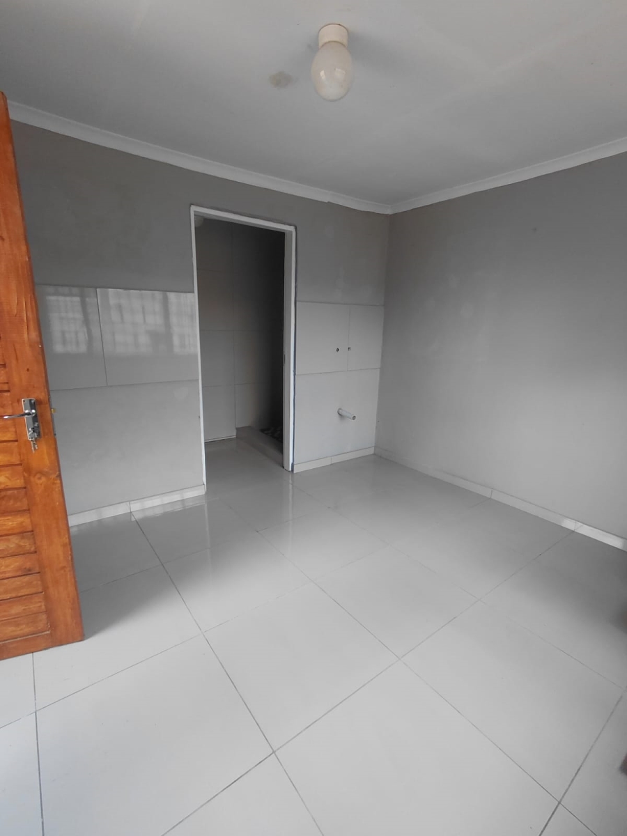 To Let 3 Bedroom Property for Rent in Naledi Gauteng