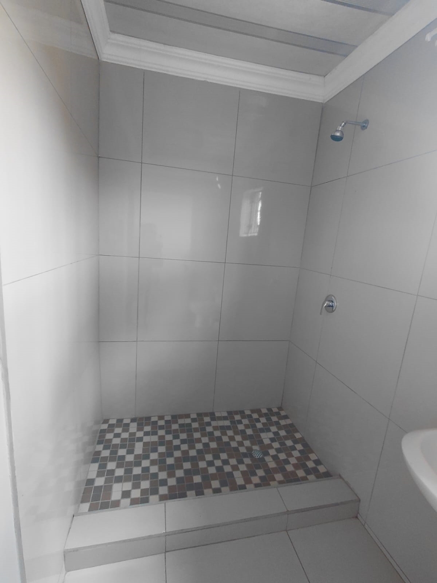 To Let 3 Bedroom Property for Rent in Naledi Gauteng