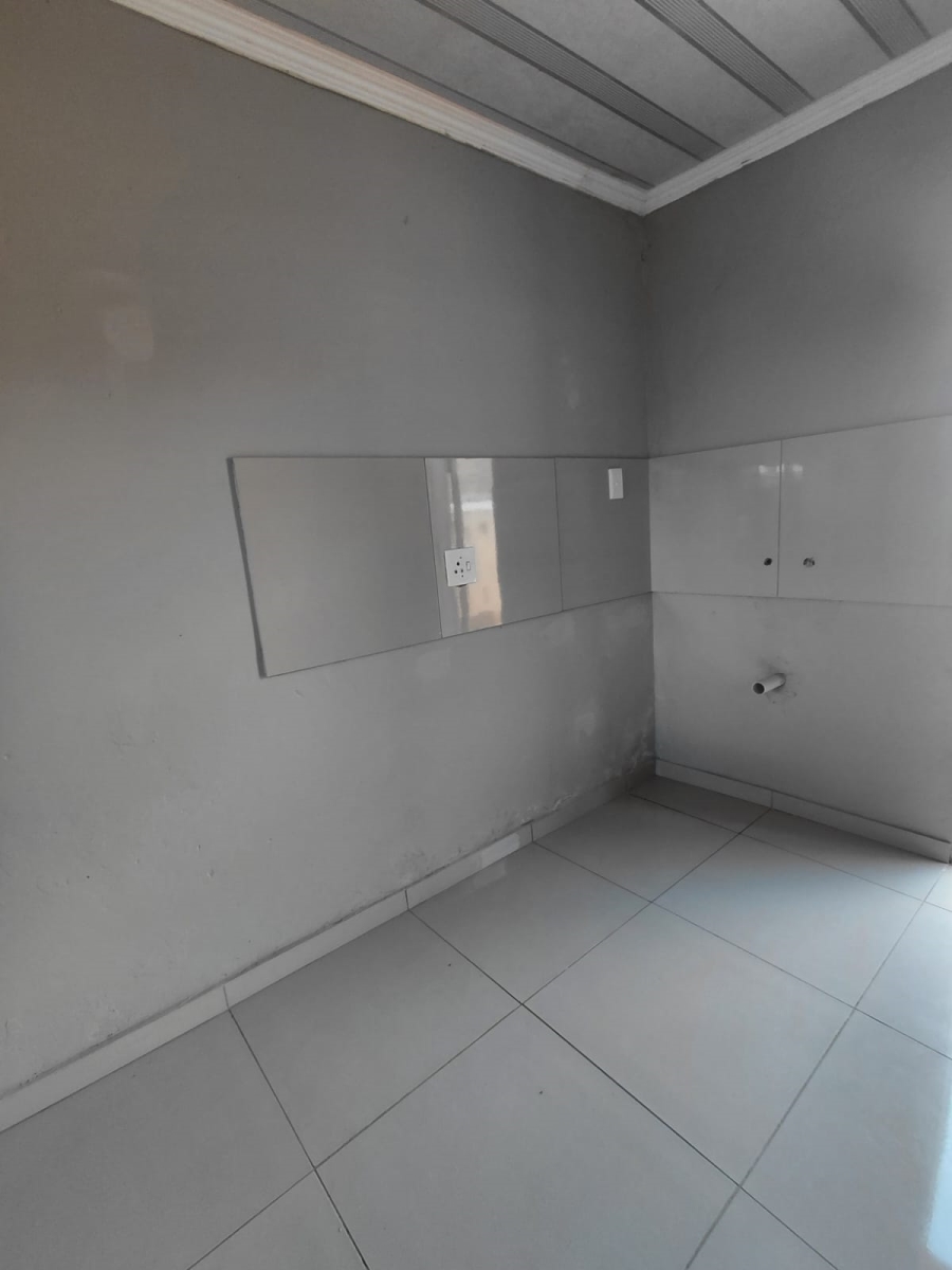 To Let 3 Bedroom Property for Rent in Naledi Gauteng