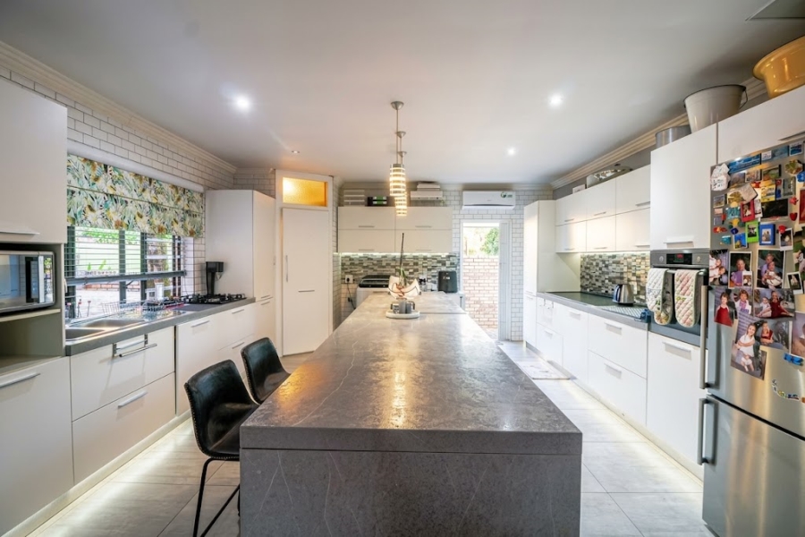 4 Bedroom Property for Sale in Sterrewag Gauteng