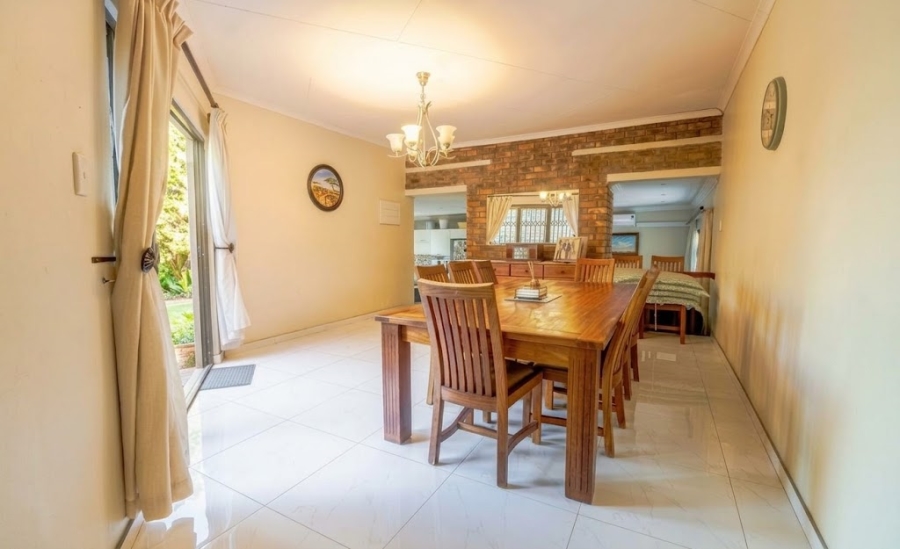 4 Bedroom Property for Sale in Sterrewag Gauteng