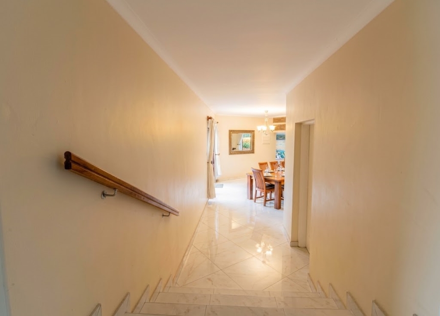 4 Bedroom Property for Sale in Sterrewag Gauteng