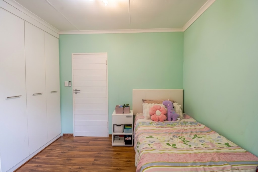 4 Bedroom Property for Sale in Sterrewag Gauteng