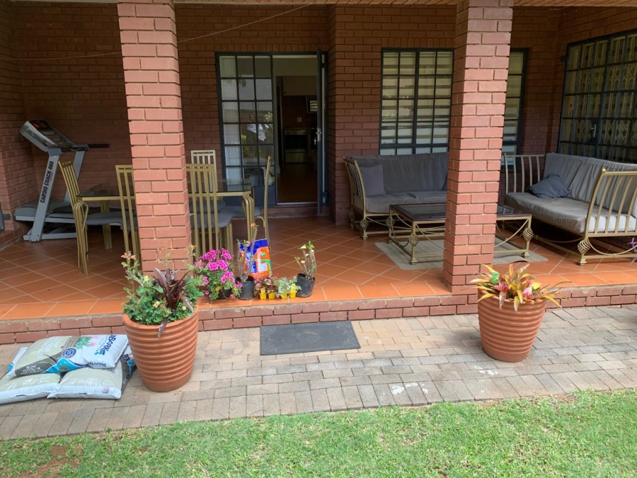 4 Bedroom Property for Sale in Brooklyn Gauteng