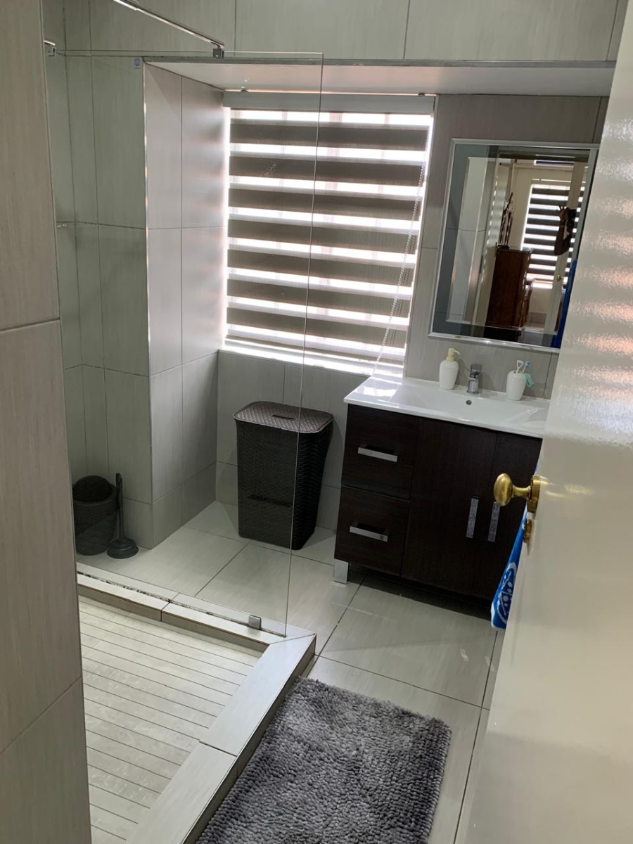 4 Bedroom Property for Sale in Brooklyn Gauteng