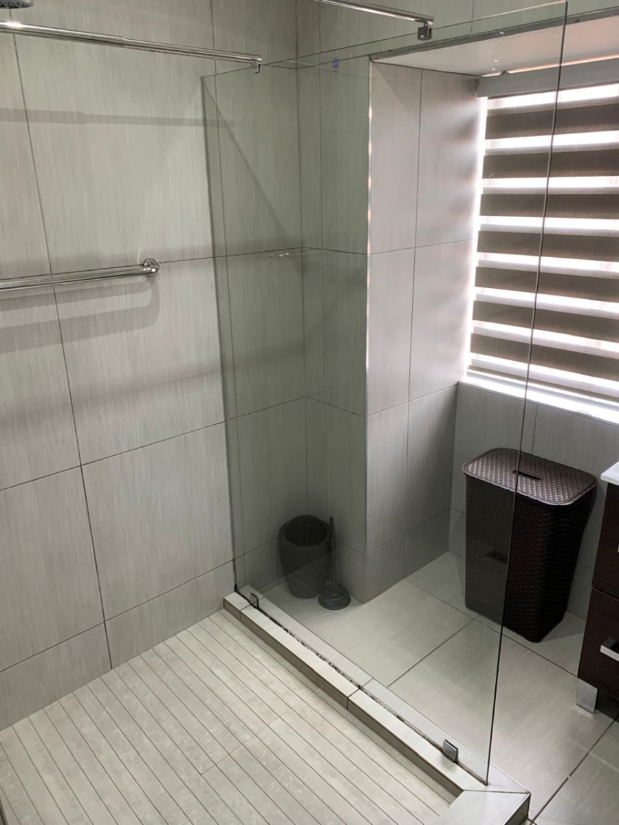 4 Bedroom Property for Sale in Brooklyn Gauteng