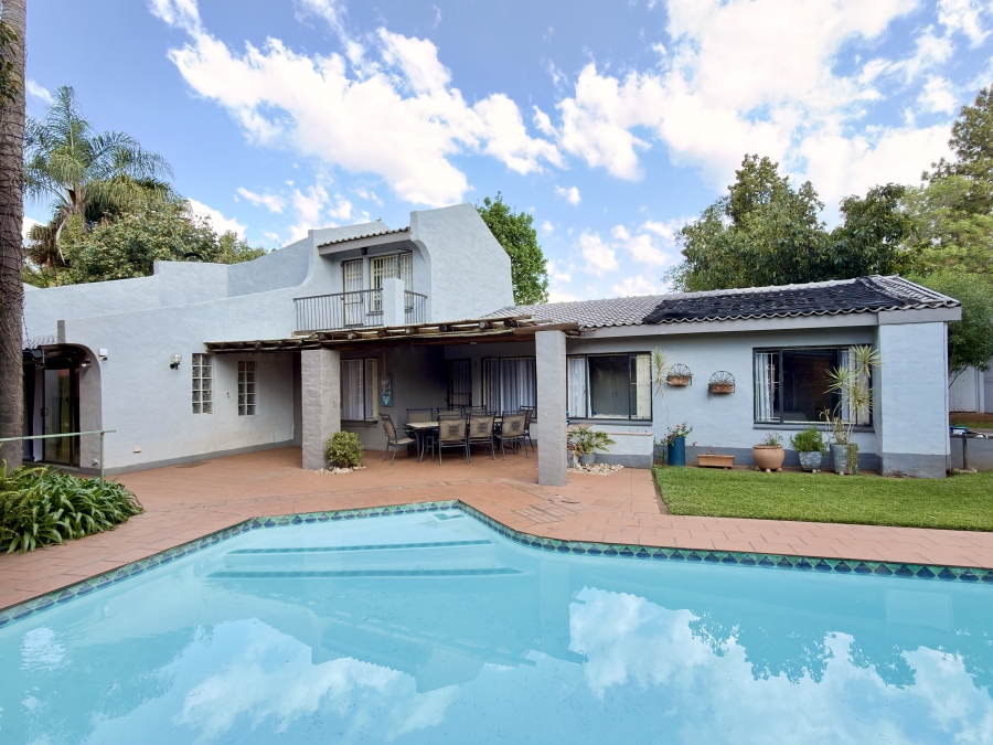 3 Bedroom Property for Sale in Die Wilgers Gauteng