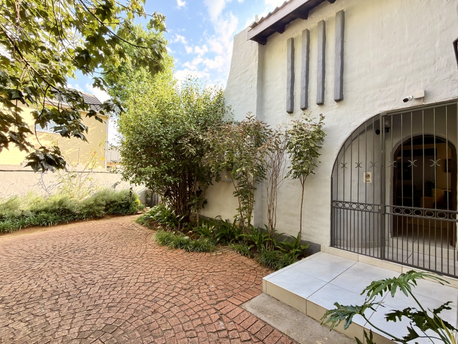 3 Bedroom Property for Sale in Die Wilgers Gauteng