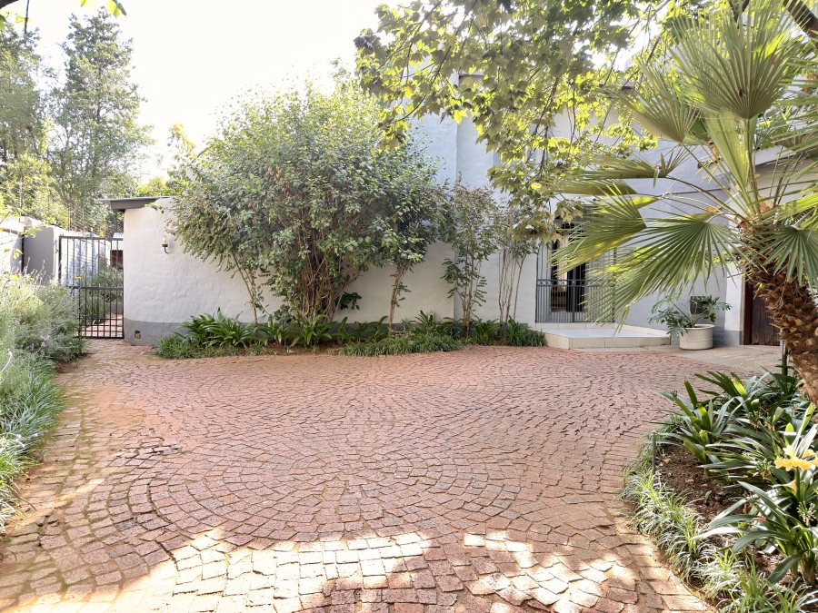 3 Bedroom Property for Sale in Die Wilgers Gauteng