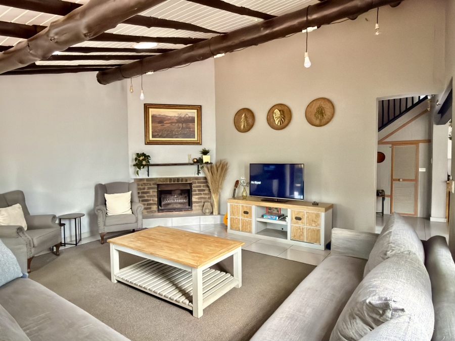 3 Bedroom Property for Sale in Die Wilgers Gauteng