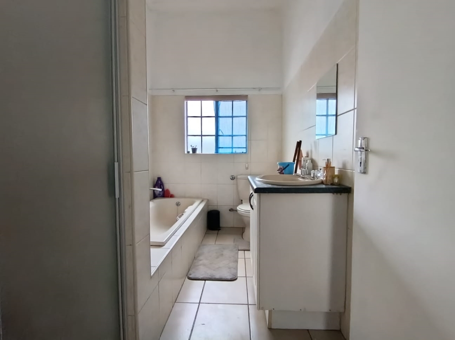 4 Bedroom Property for Sale in Moreleta Park Gauteng