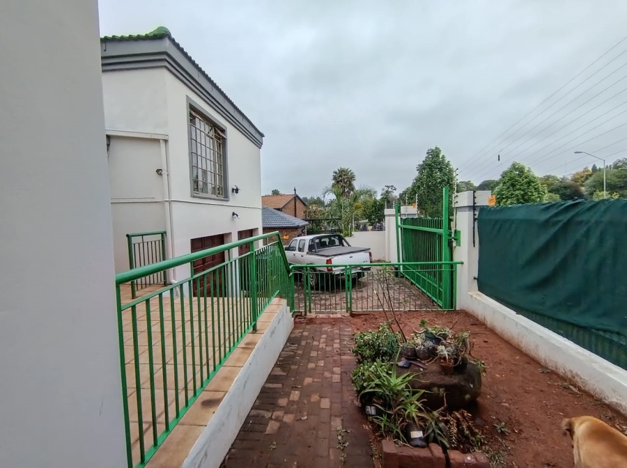 4 Bedroom Property for Sale in Moreleta Park Gauteng