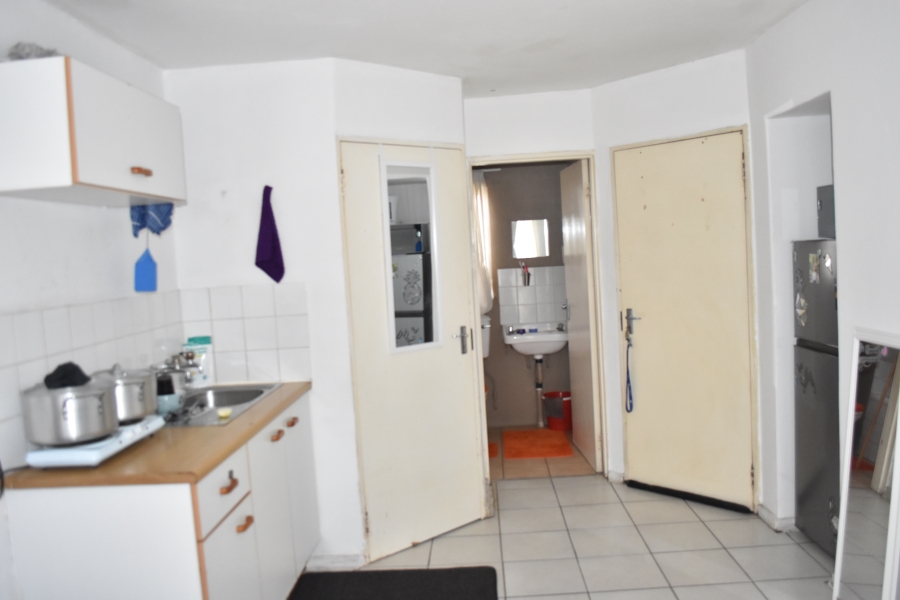 2 Bedroom Property for Sale in Pretoria West Gauteng