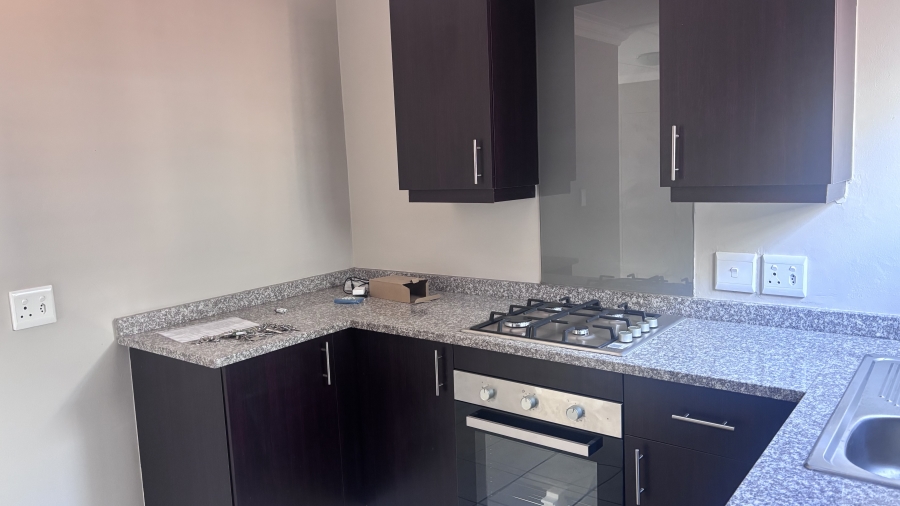 To Let 3 Bedroom Property for Rent in South Hills Gauteng