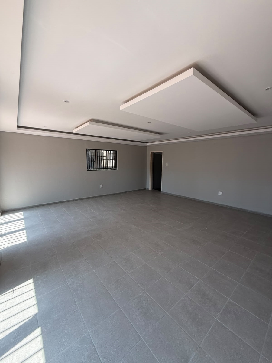To Let Commercial Property for Rent in Wierda Park Gauteng