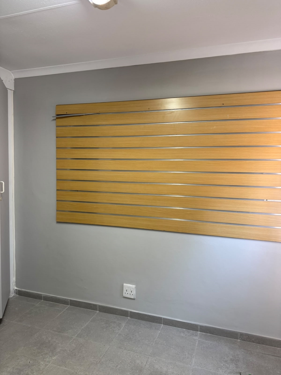 To Let Commercial Property for Rent in Wierda Park Gauteng