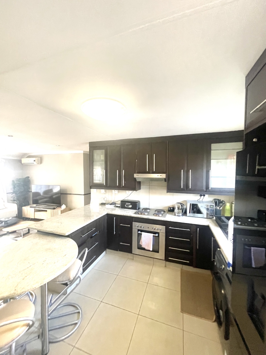 To Let 2 Bedroom Property for Rent in Sunninghill Gauteng