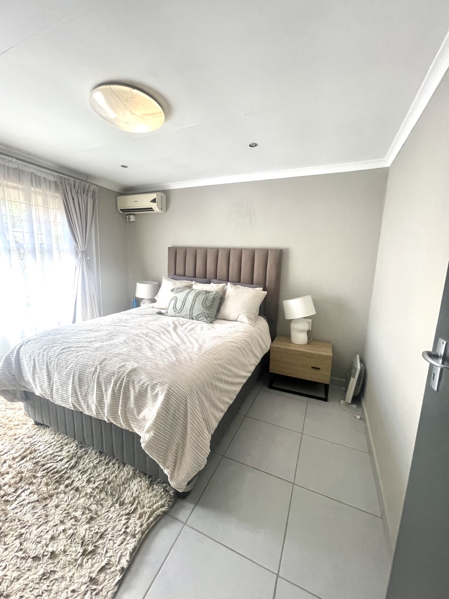 To Let 2 Bedroom Property for Rent in Sunninghill Gauteng