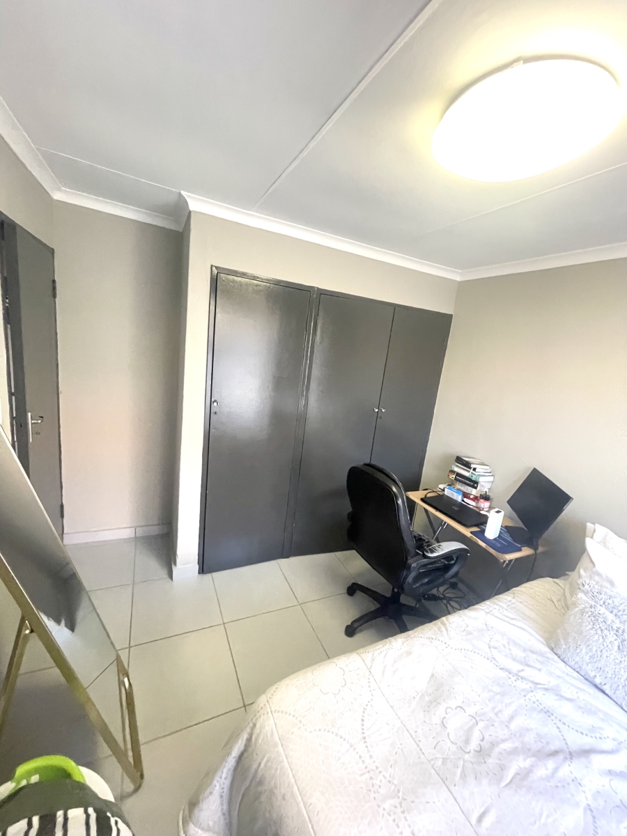 To Let 2 Bedroom Property for Rent in Sunninghill Gauteng