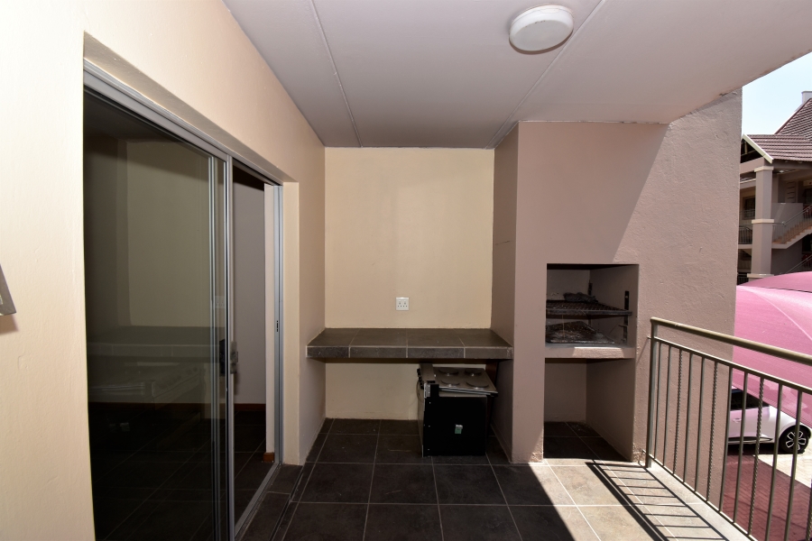To Let 2 Bedroom Property for Rent in Sundowner Gauteng