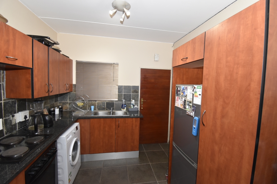 To Let 2 Bedroom Property for Rent in Sundowner Gauteng