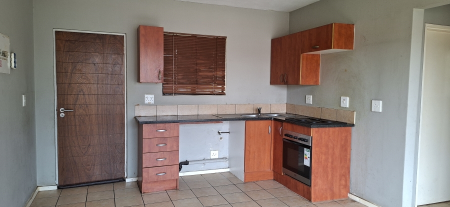 2 Bedroom Property for Sale in Esther Park Gauteng