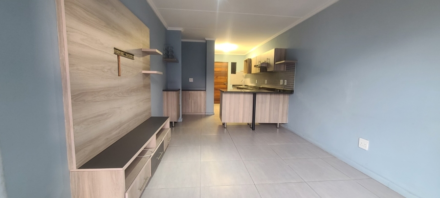 To Let 2 Bedroom Property for Rent in Sebenza Gauteng