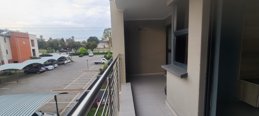 To Let 2 Bedroom Property for Rent in Sebenza Gauteng