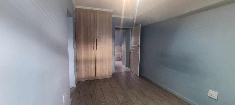 To Let 2 Bedroom Property for Rent in Sebenza Gauteng