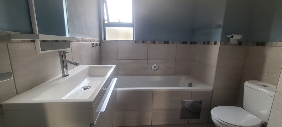 To Let 2 Bedroom Property for Rent in Sebenza Gauteng