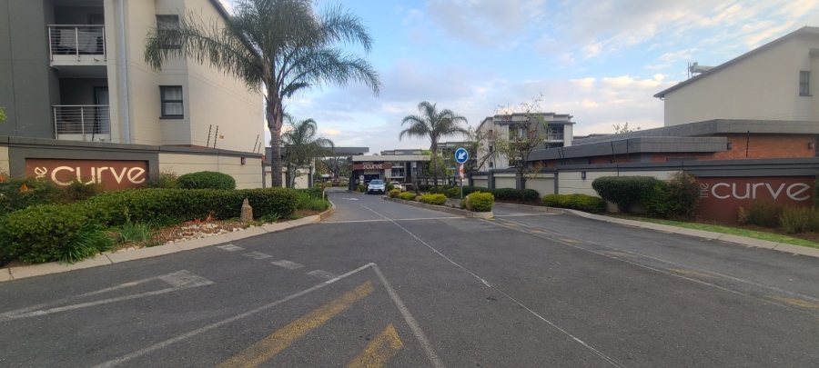 To Let 2 Bedroom Property for Rent in Sebenza Gauteng