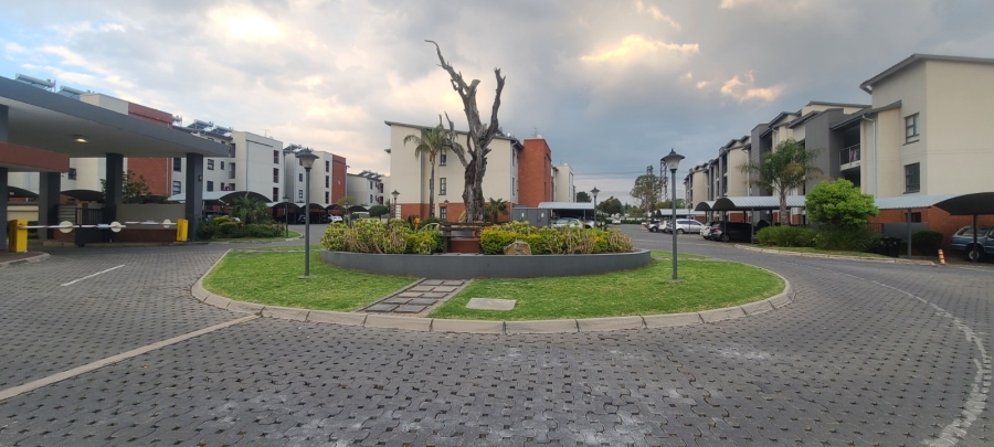 To Let 2 Bedroom Property for Rent in Sebenza Gauteng