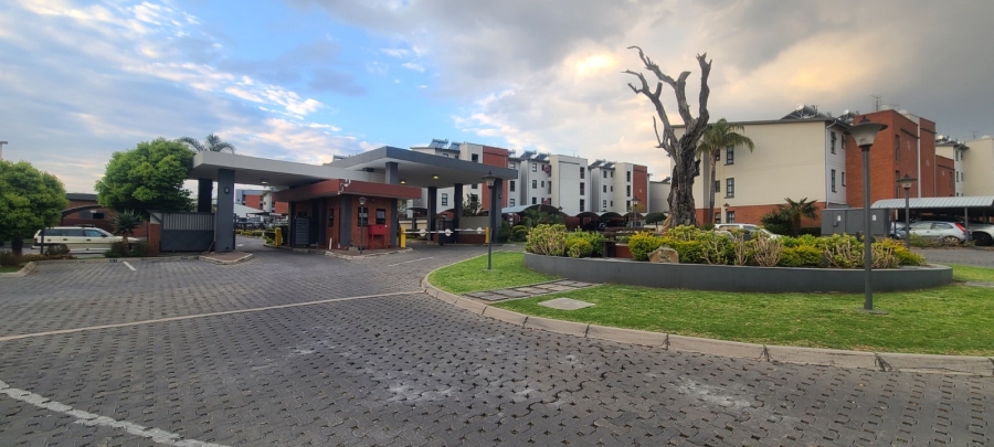 To Let 2 Bedroom Property for Rent in Sebenza Gauteng