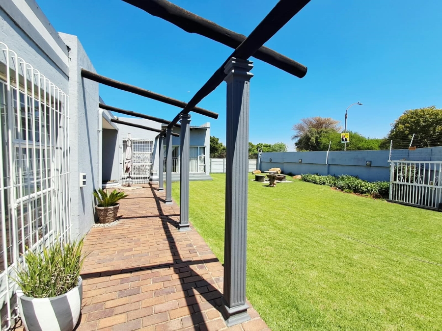 3 Bedroom Property for Sale in Freeway Park Gauteng