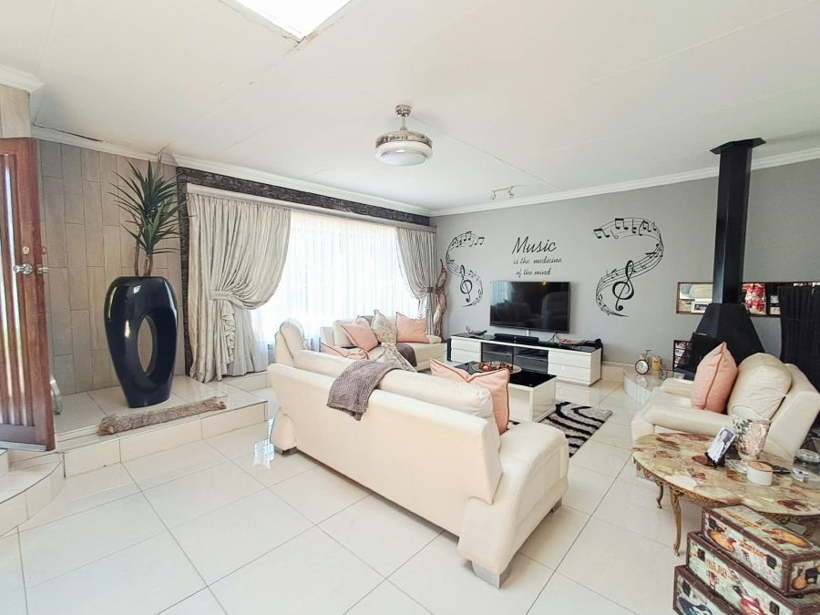 3 Bedroom Property for Sale in Freeway Park Gauteng