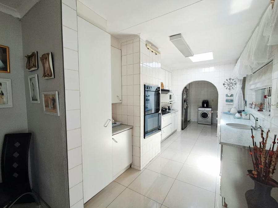 3 Bedroom Property for Sale in Freeway Park Gauteng