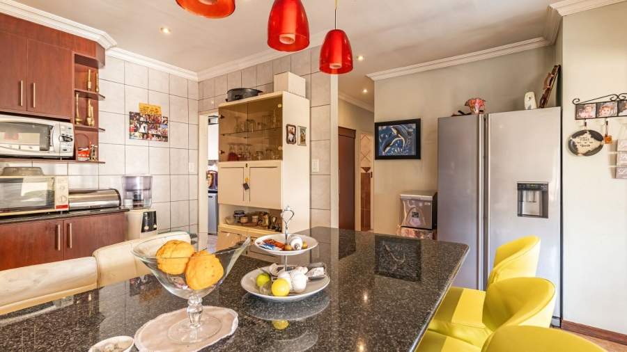 3 Bedroom Property for Sale in Hughes Gauteng
