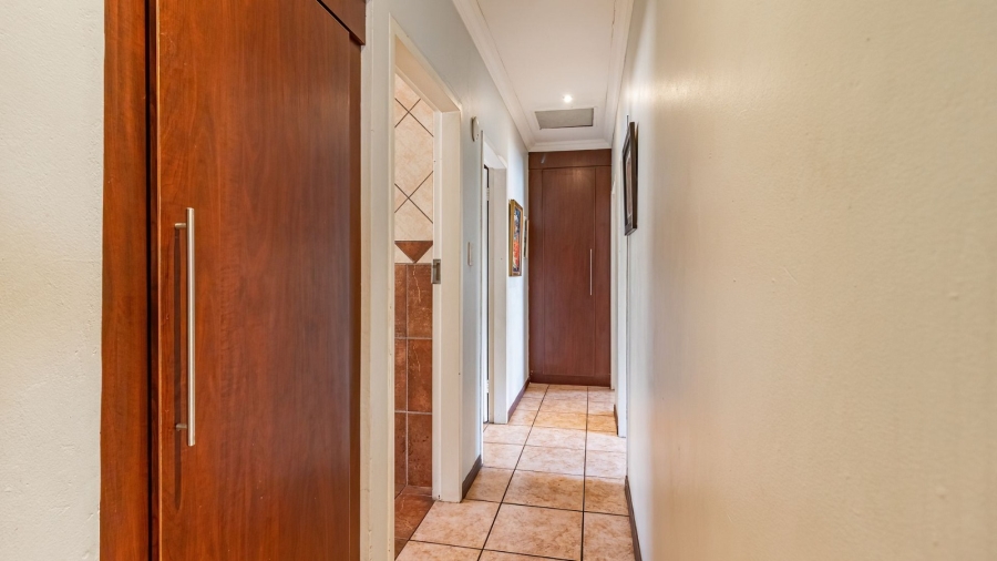 3 Bedroom Property for Sale in Hughes Gauteng