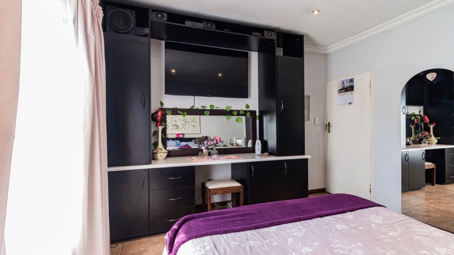 3 Bedroom Property for Sale in Hughes Gauteng