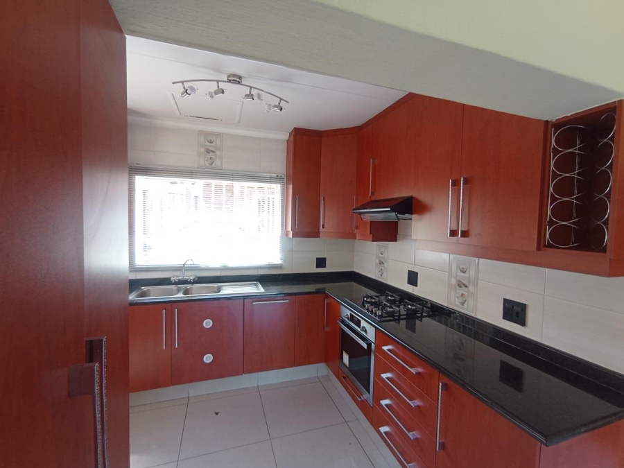 3 Bedroom Property for Sale in Bassonia Gauteng
