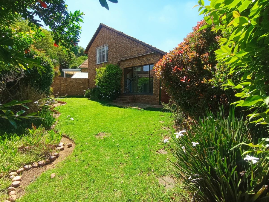 3 Bedroom Property for Sale in Bassonia Gauteng
