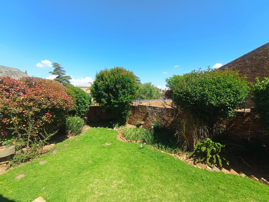 3 Bedroom Property for Sale in Bassonia Gauteng