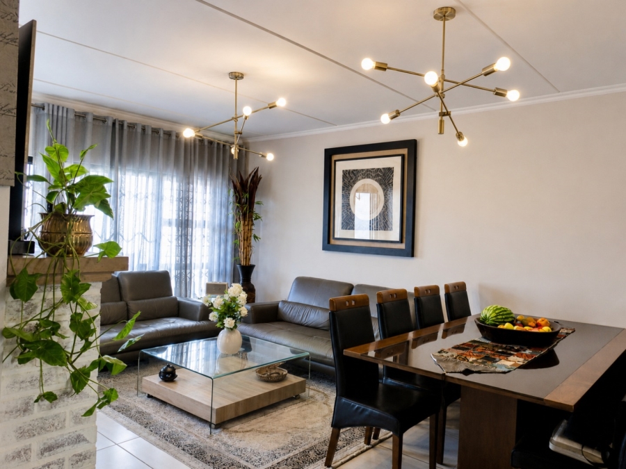 3 Bedroom Property for Sale in Greenstone Hill Gauteng