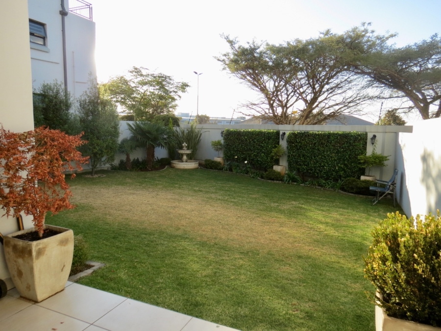 3 Bedroom Property for Sale in Greenstone Hill Gauteng