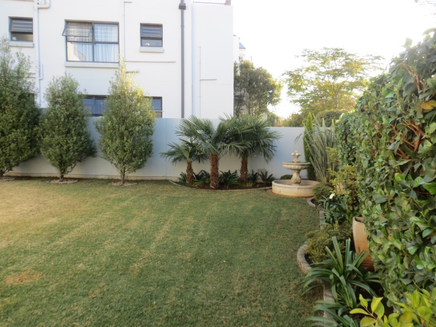 3 Bedroom Property for Sale in Greenstone Hill Gauteng