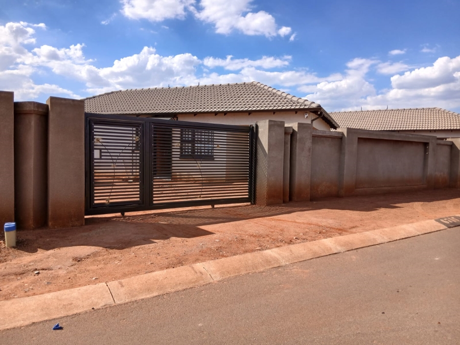 2 Bedroom Property for Sale in Dawn Park Gauteng
